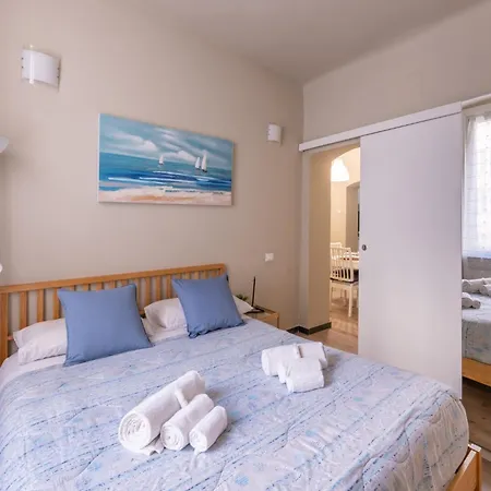 Pippi's Aquarium With A/c Apartment Genoa